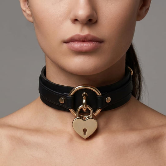 Lookook heart lock choker