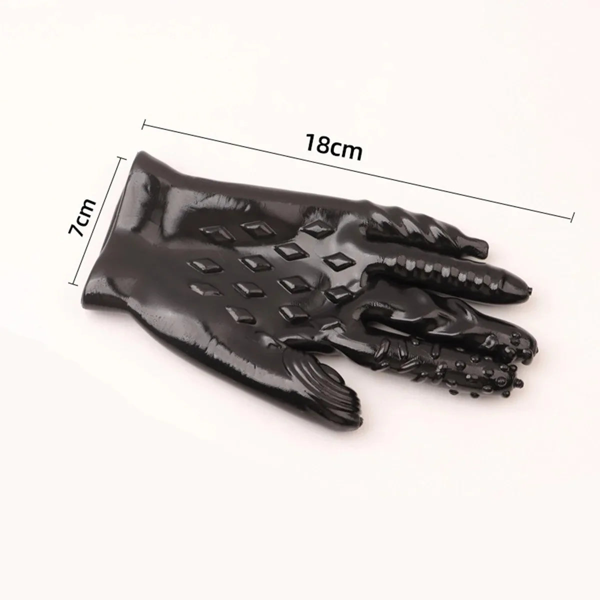 Foreplay glove couples play
