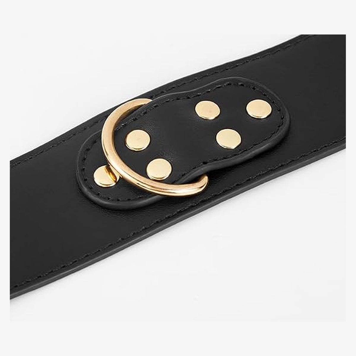 Riveted D-ring tab on smooth double-sided PU leather